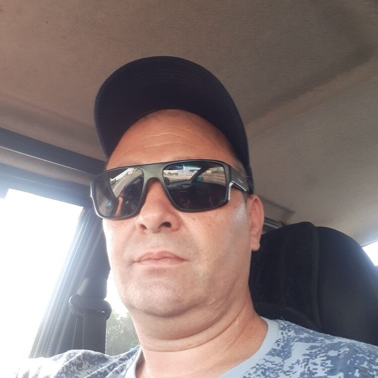  40695473  , 44 ,    