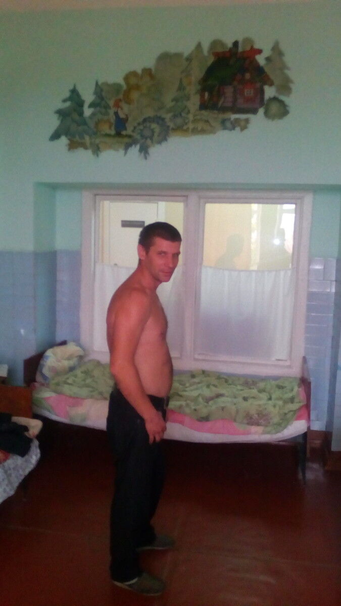  11909963  Vladimir, 48 ,    