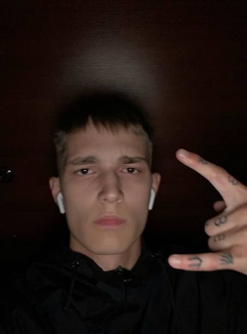  52125393  , 21 ,    -