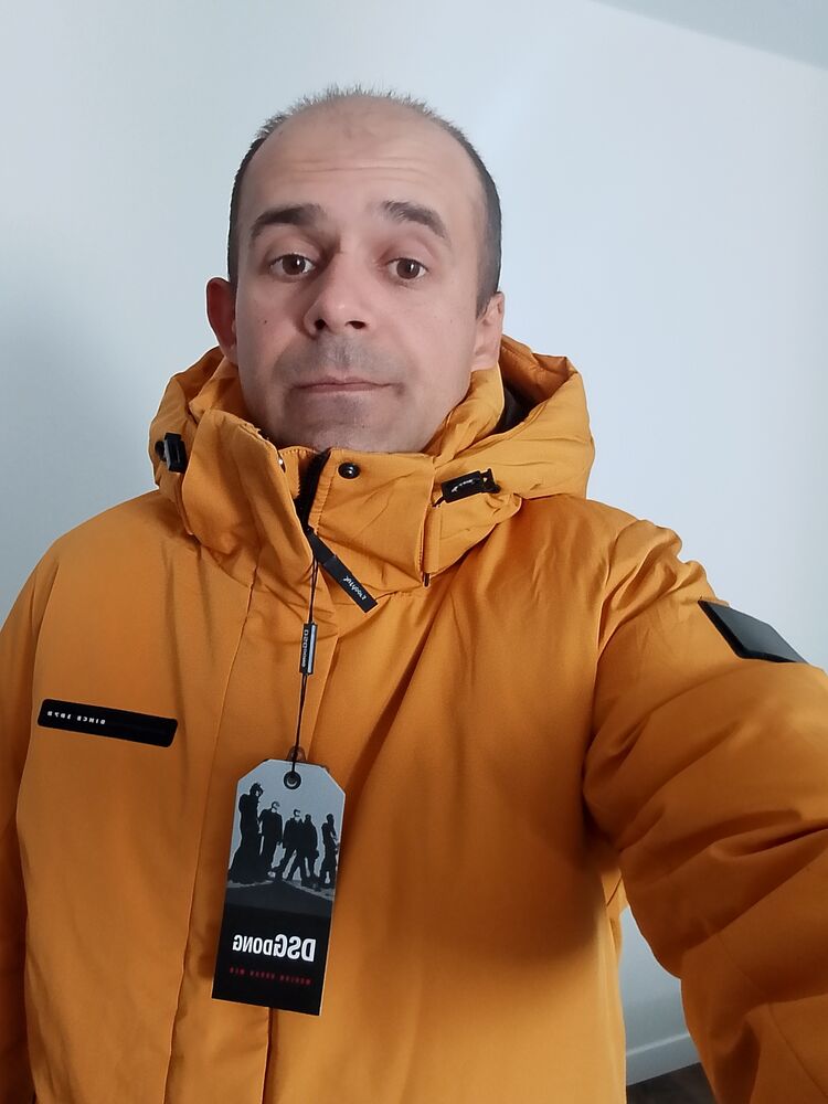  51584463  , 37 ,    