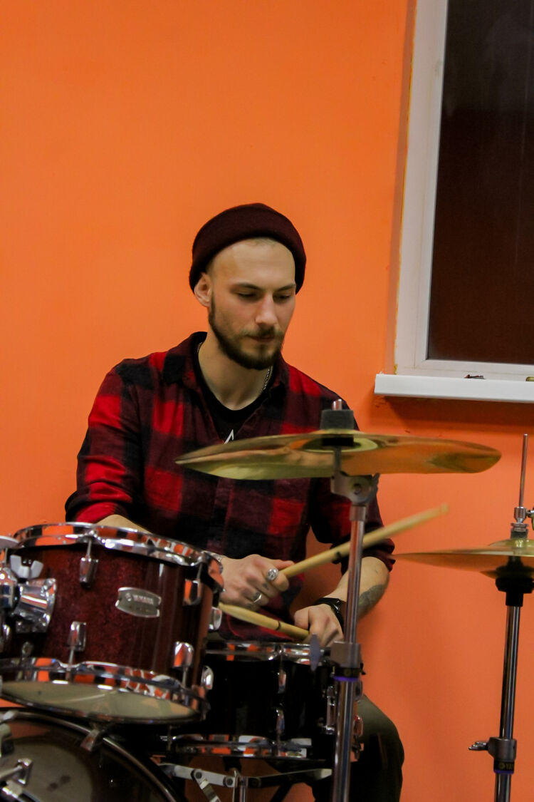  ,   Alexander, 28 ,   ,   