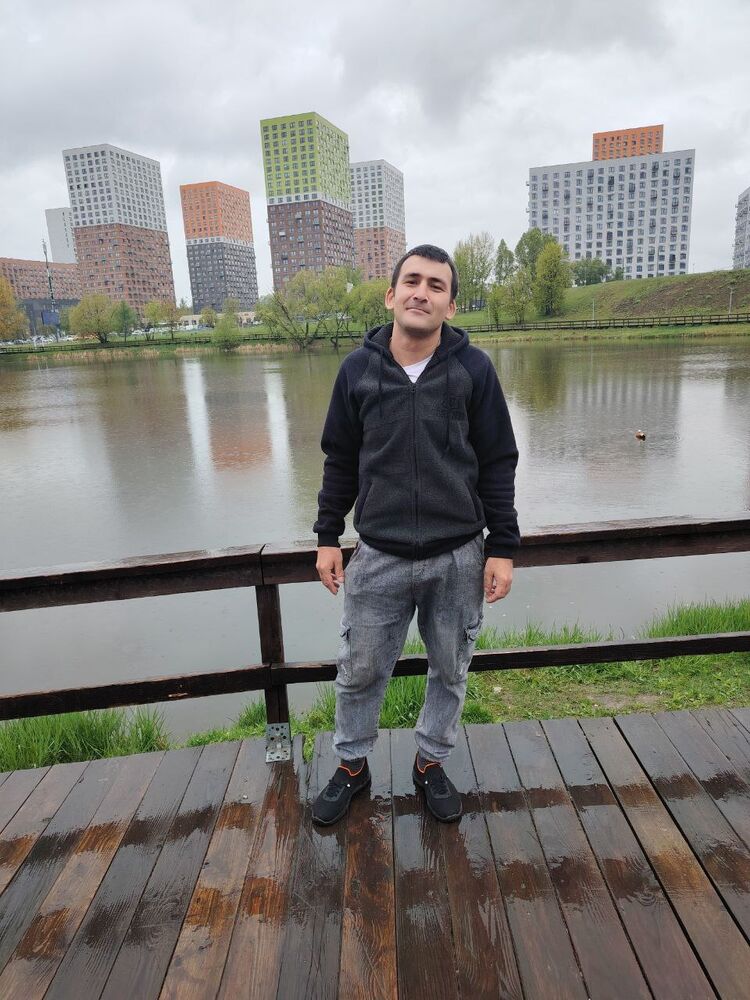  51268743  Bekmurod, 28 ,    