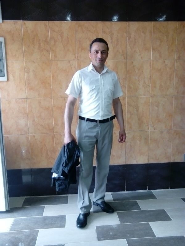  4507813  Elcin, 43 ,    