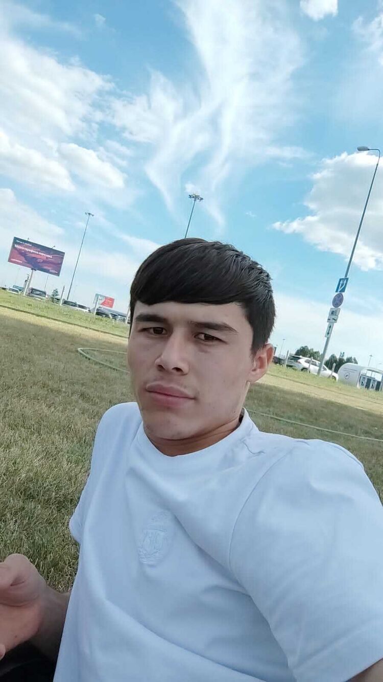  53282533  Ismoilbek, 22 ,    