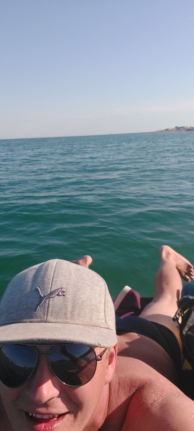  ,   Artem, 34 ,     , c 