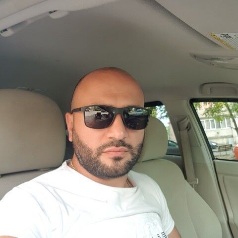  22836303  David, 37 ,    