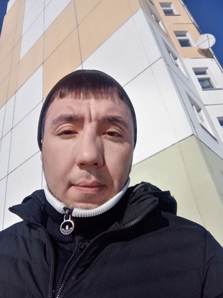  22564683  , 37 ,    