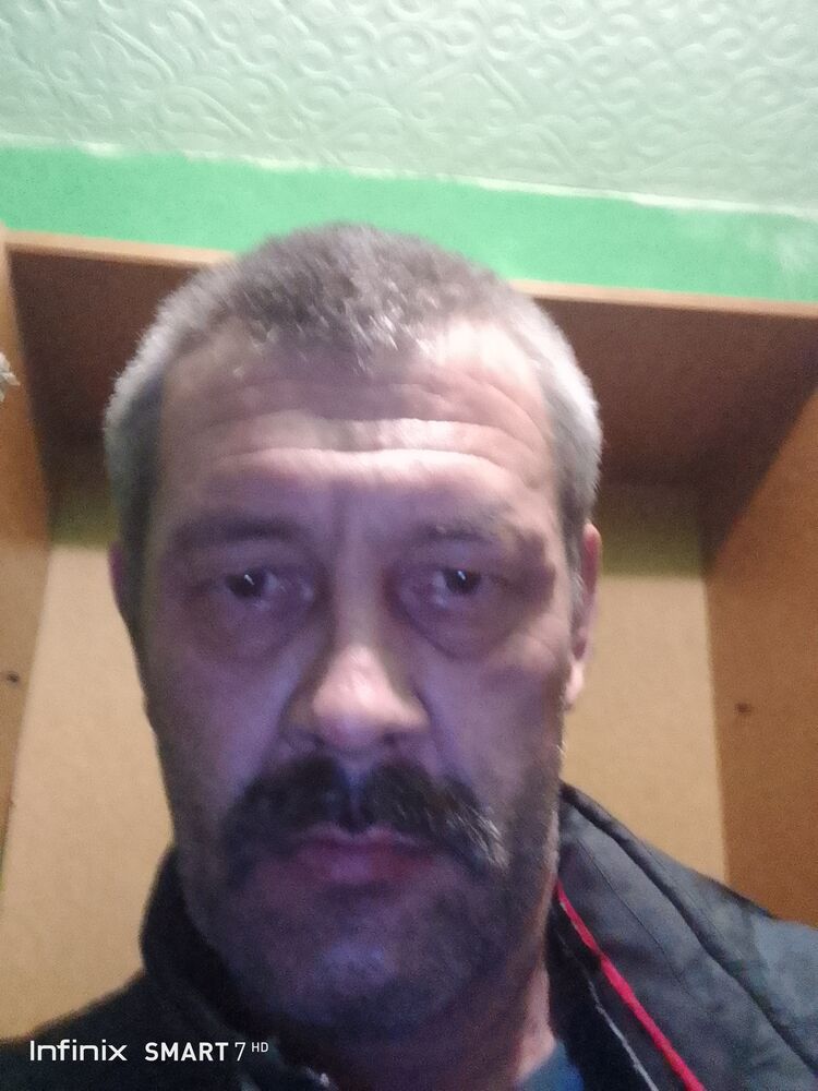  40287623  , 52 ,    