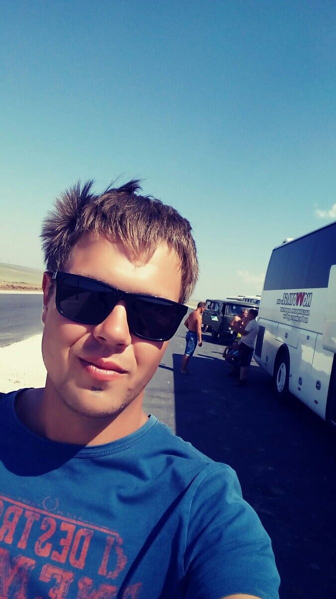  21014403  Markus, 36 ,    
