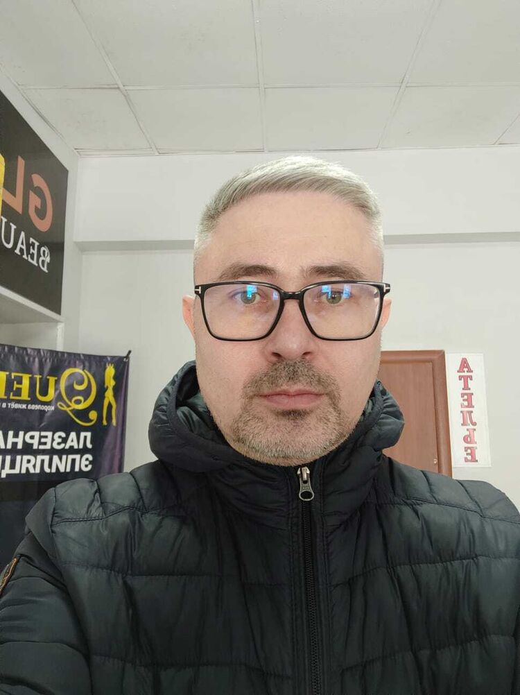  42383413  Evgeny, 48 ,    