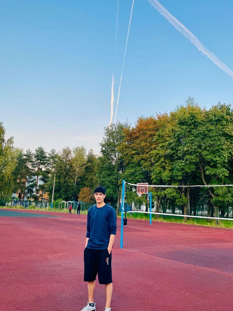  54348233  Obid, 20 ,    