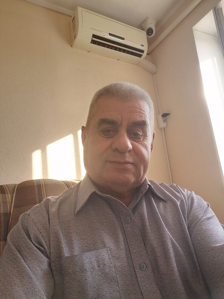  52804633  , 57 ,    