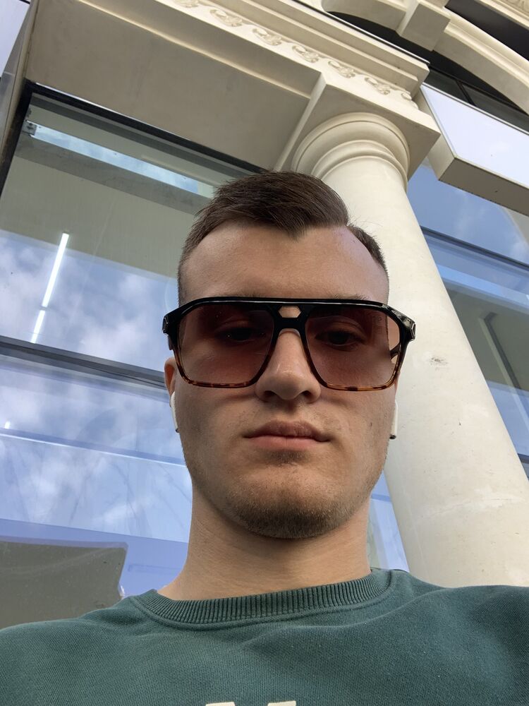 ���� 40131033 ����� �����, 23 ����, ���� ���������� � �����������