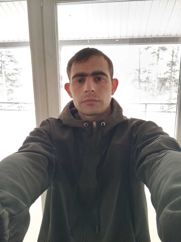  42977283  , 33 ,    