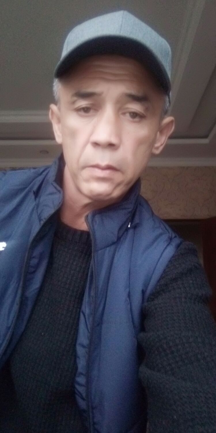  ,   Marat, 52 ,   ,   