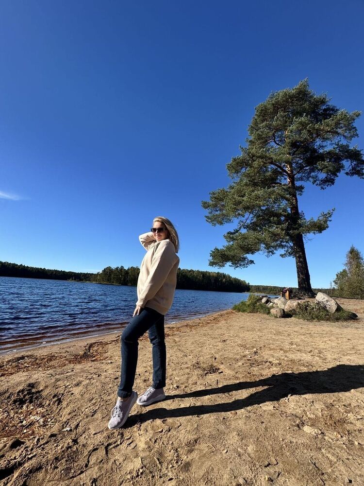  54268823  , 32 ,    -