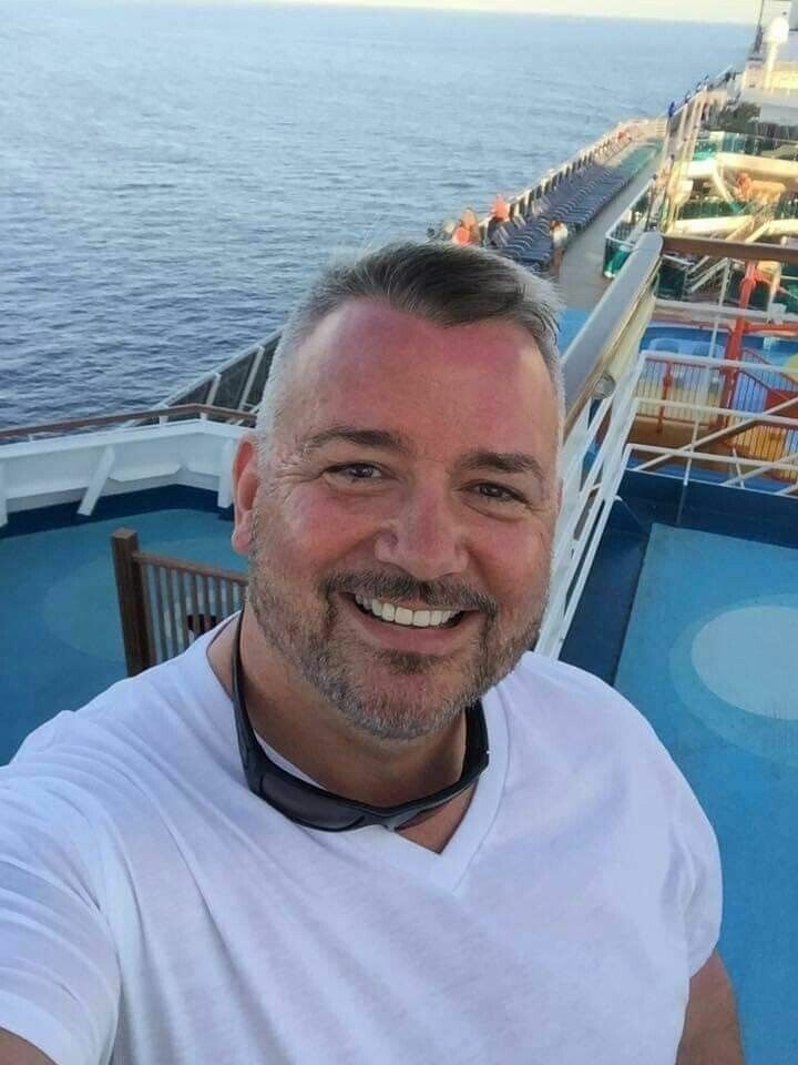  46091623  , 44 ,    