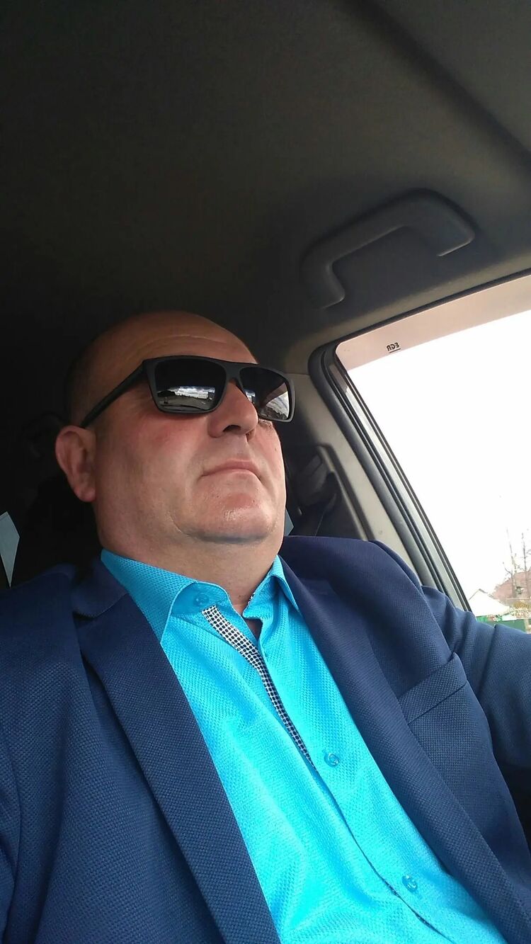  ,   Aleksandur, 48 ,   c 