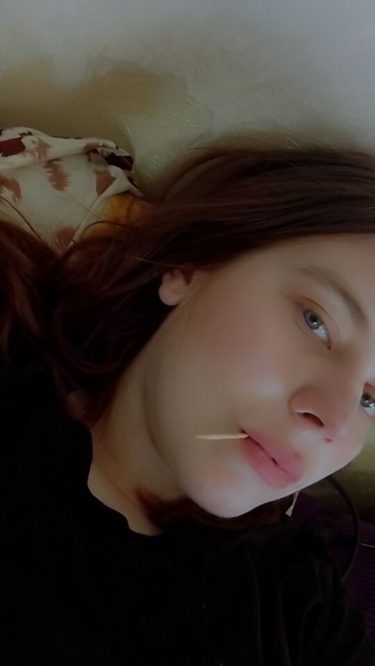  ,   Vlada, 21 ,   ,   , c 
