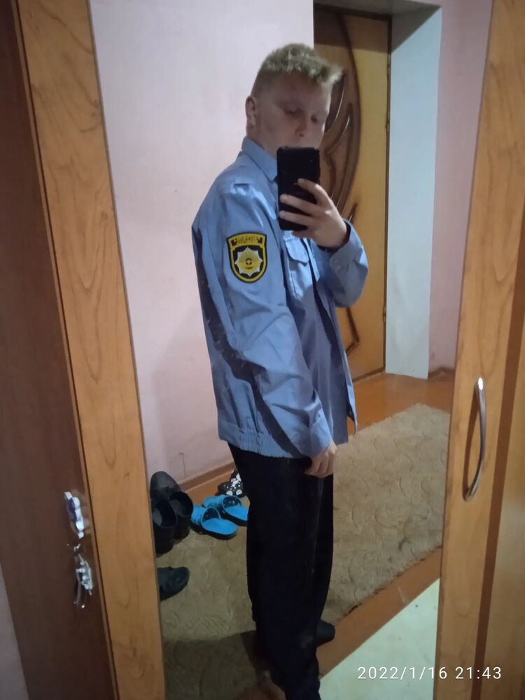  37528143  , 21 ,    