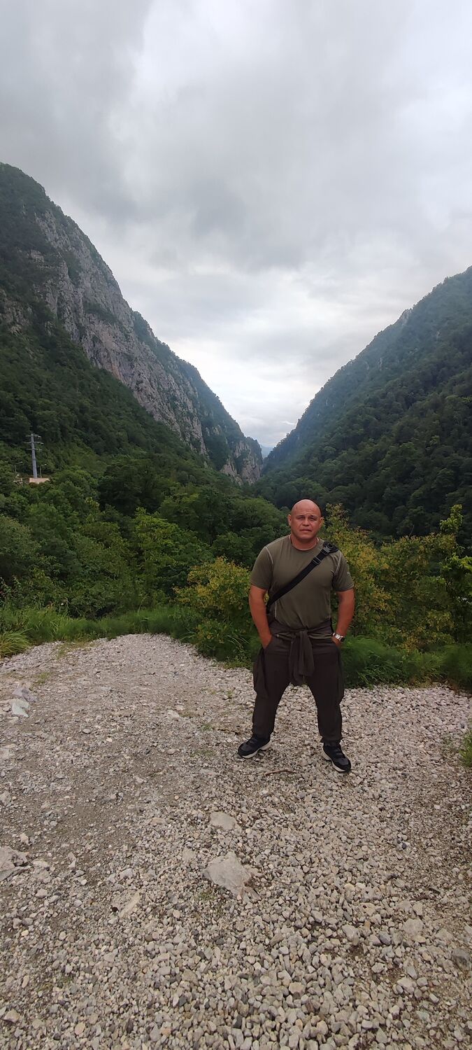  ,   Groomi, 41 ,   ,   , c , 