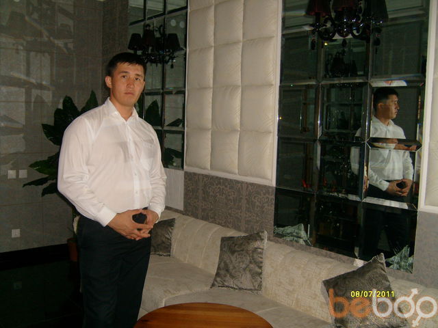  ,   Monster, 40 ,  