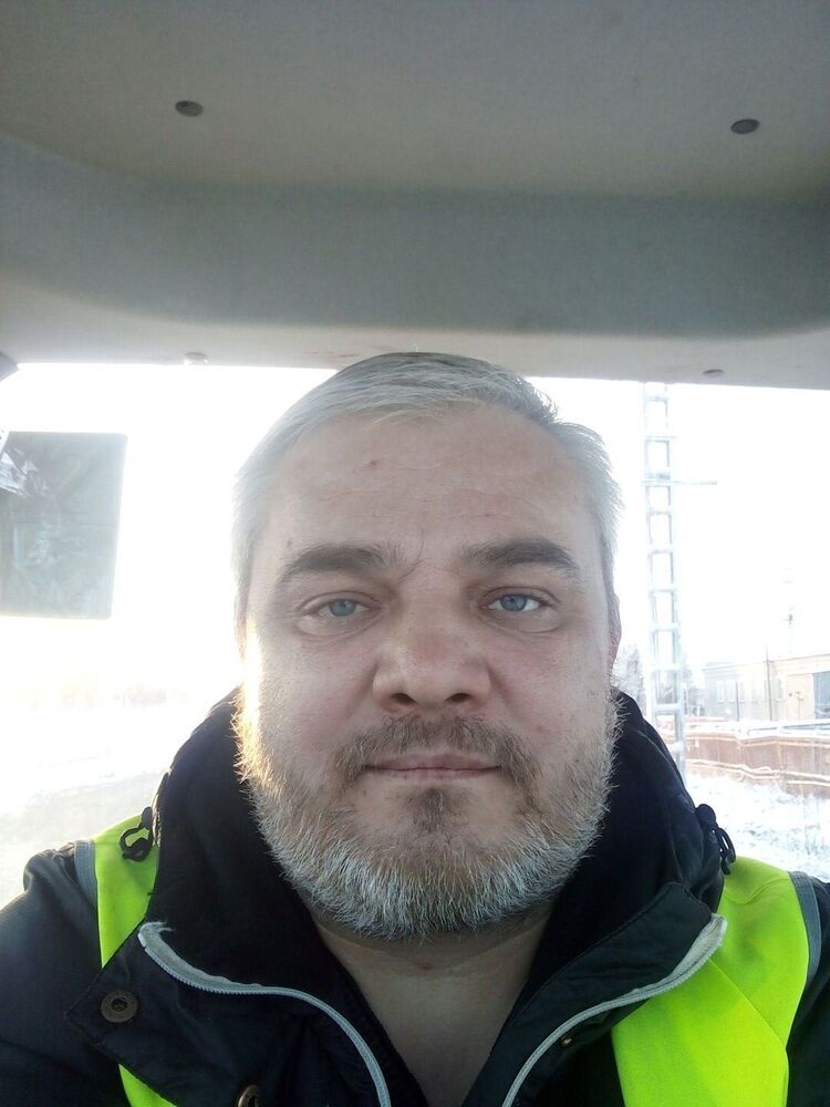  24347883  , 51 ,    
