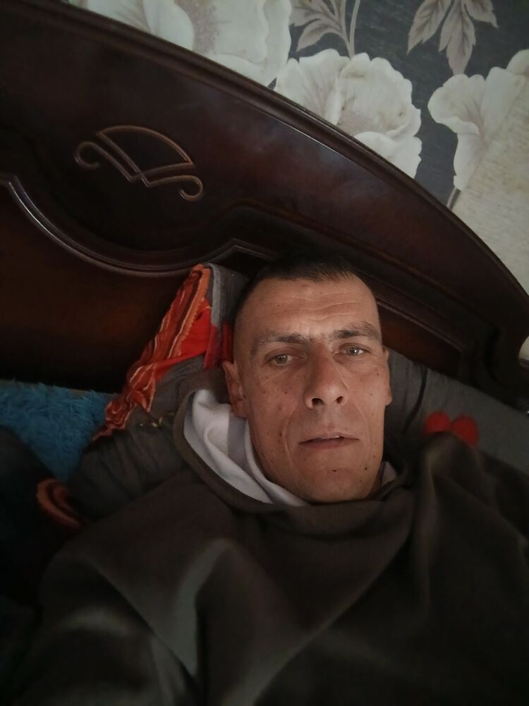  47889763  , 44 ,    