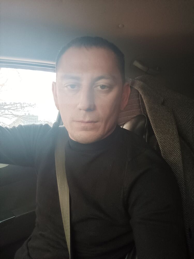  52864733  , 33 ,    