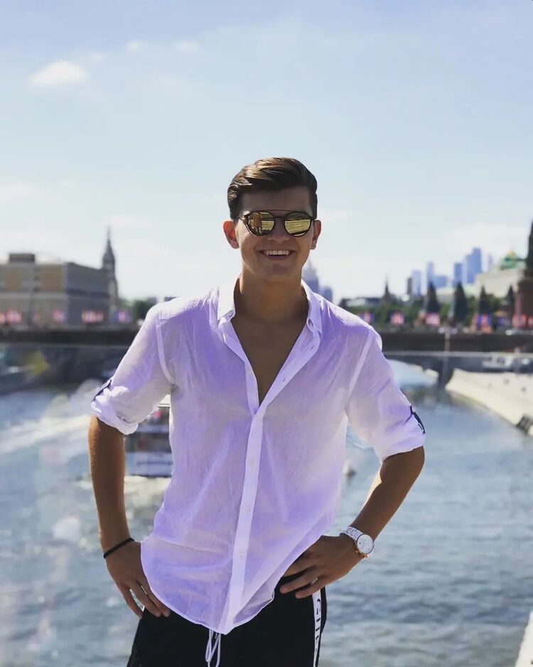 ���� 38110063 ����� ������, 24 ����, ���� ���������� � ������