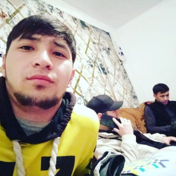  26989903  , 23 ,    
