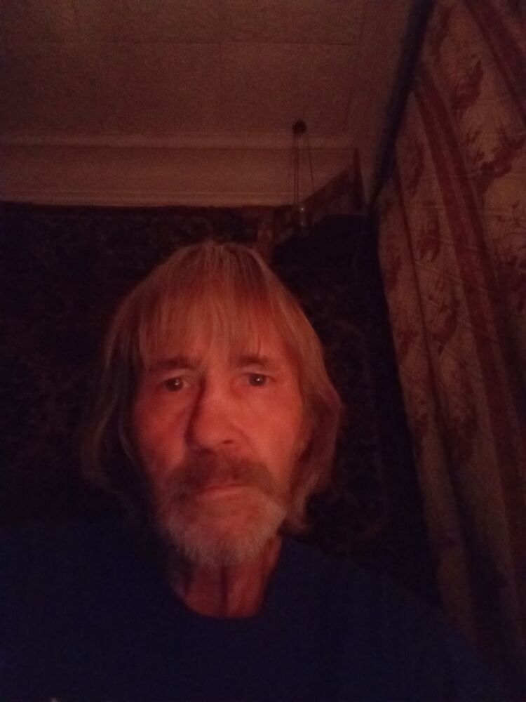  40904843  , 61 ,    
