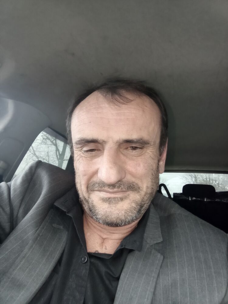  48094163  Zakir, 51 ,    