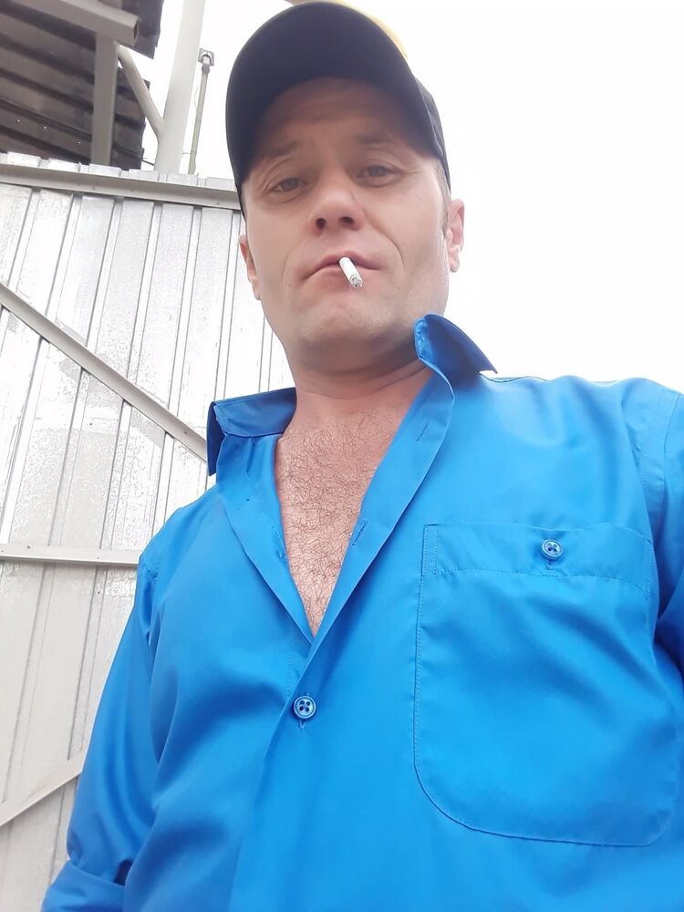  ,   Pavel, 42 ,   ,   , c , 