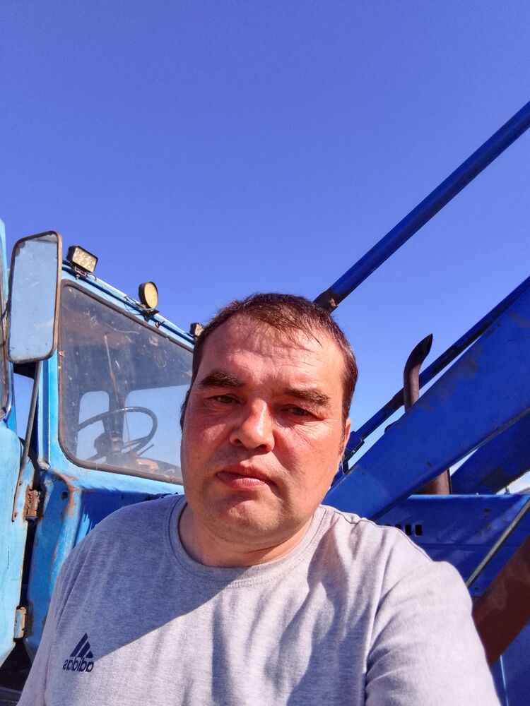  52603473  , 39 ,    -