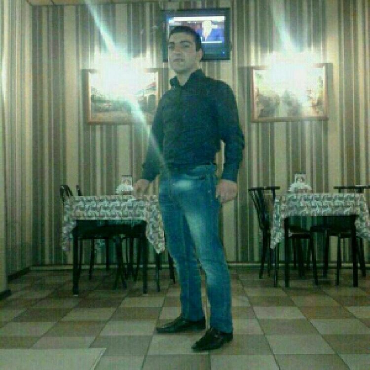  13787923  Armen, 33 ,    