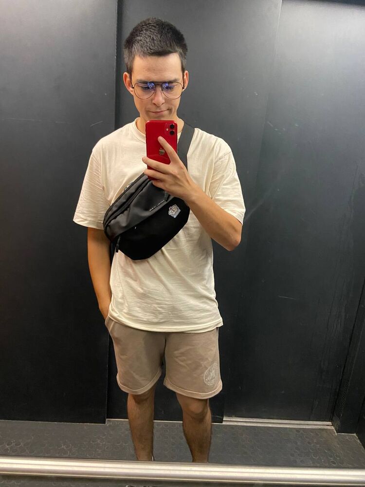  46885623  , 21 ,    Deleted