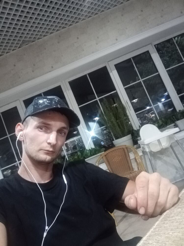  44806593  , 28 ,    