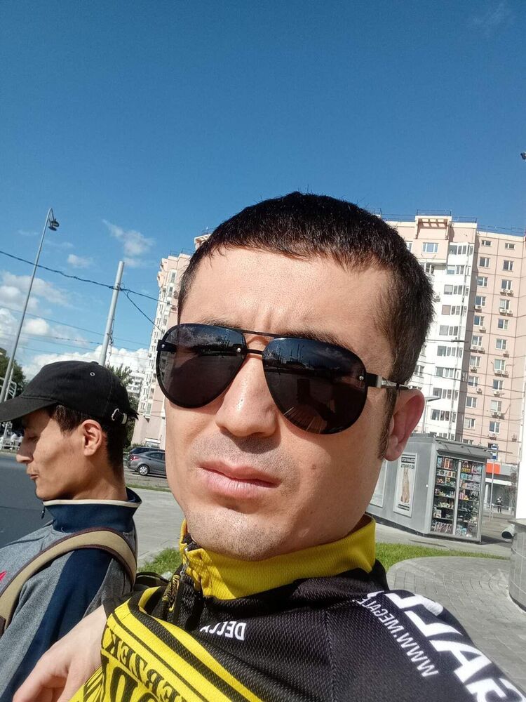  51192713  Nodir, 32 ,    