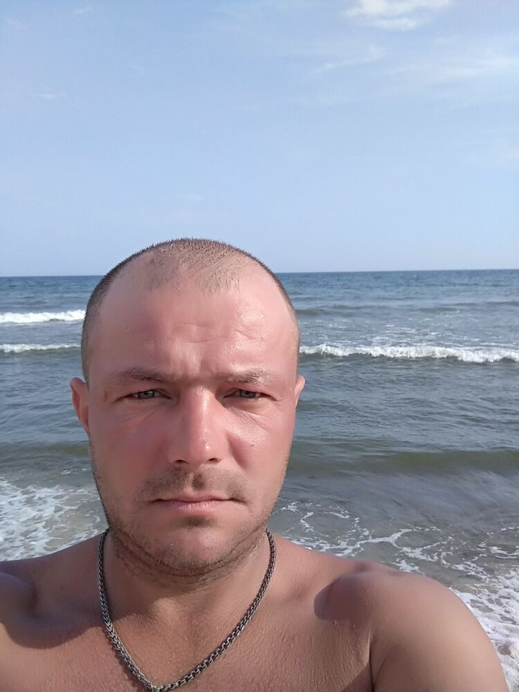  18070023  , 46 ,    
