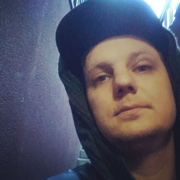  ,   Artem, 35 ,   ,   , c 