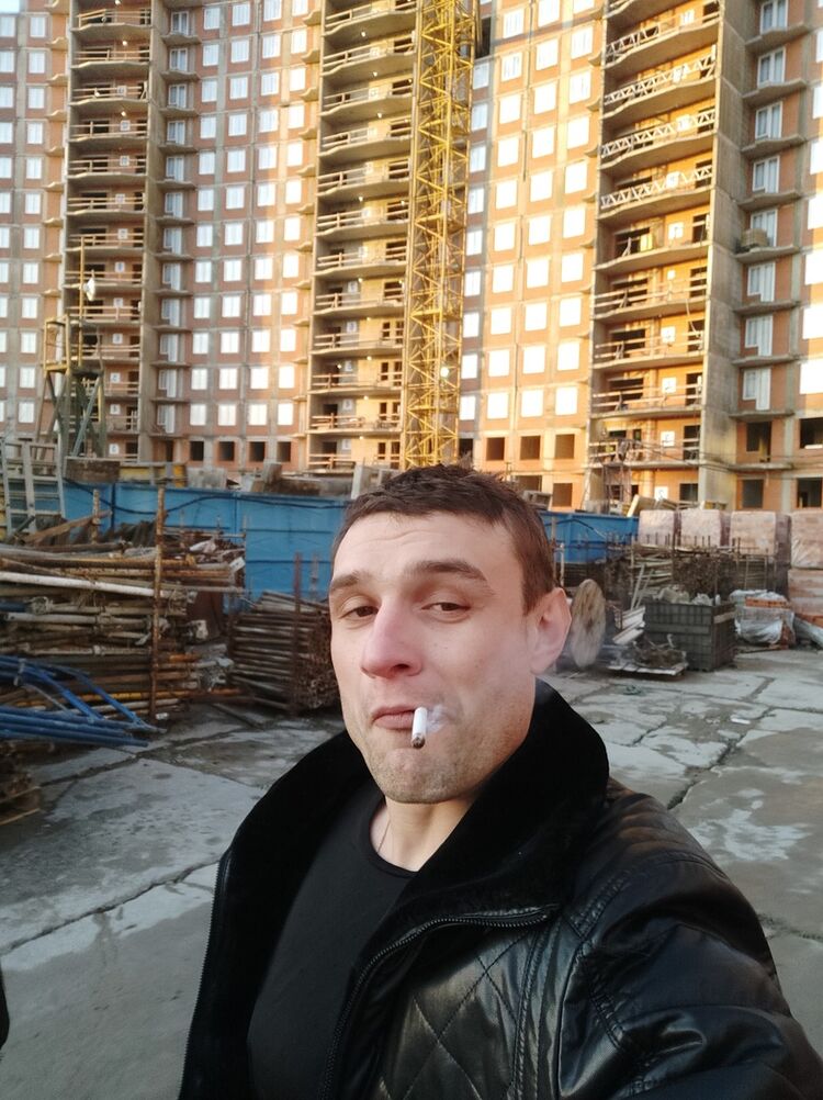  18350473  , 34 ,    
