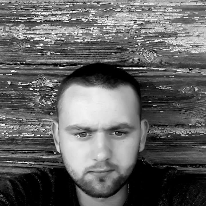 15353103  Andrij, 29 ,    