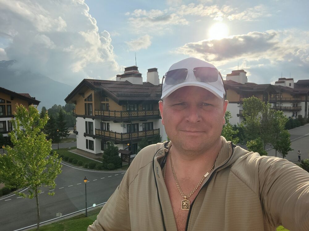  53034593  Maksim, 43 ,    