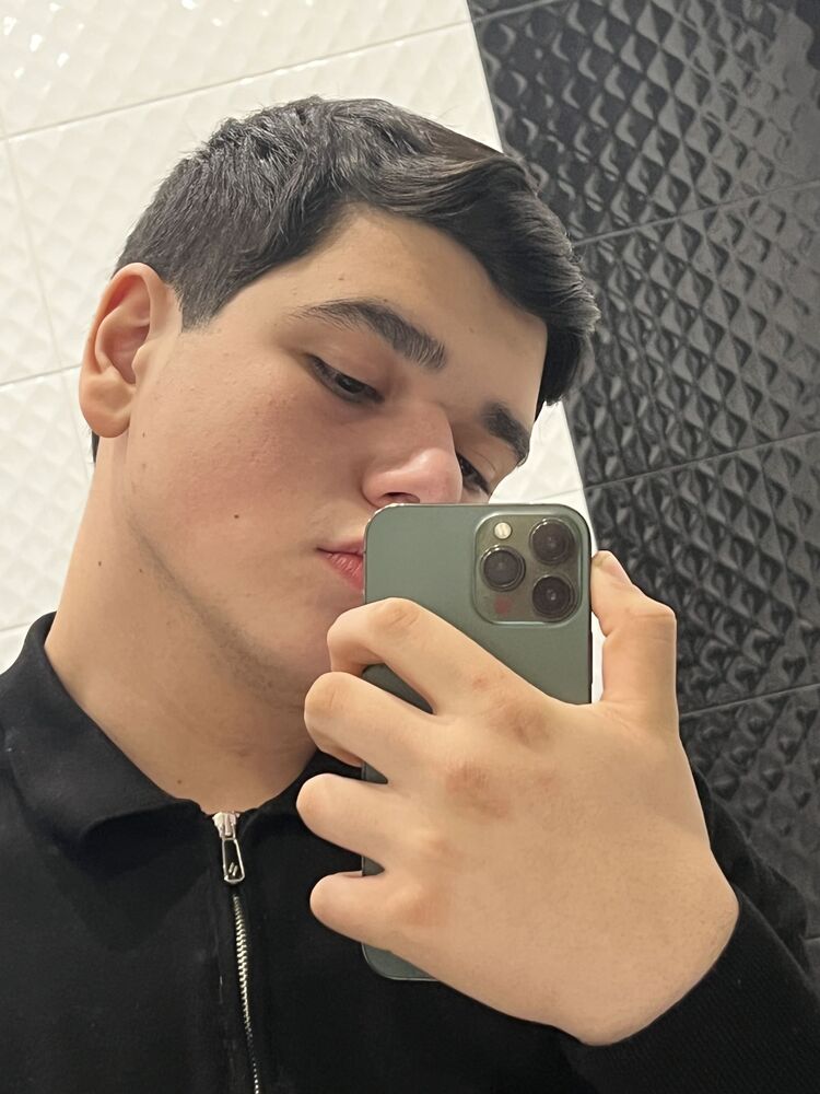  ,   Hovhannes, 19 ,   ,   
