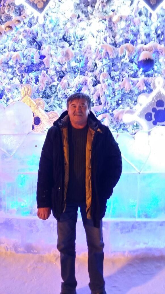  ,   Aleksei, 54 ,  