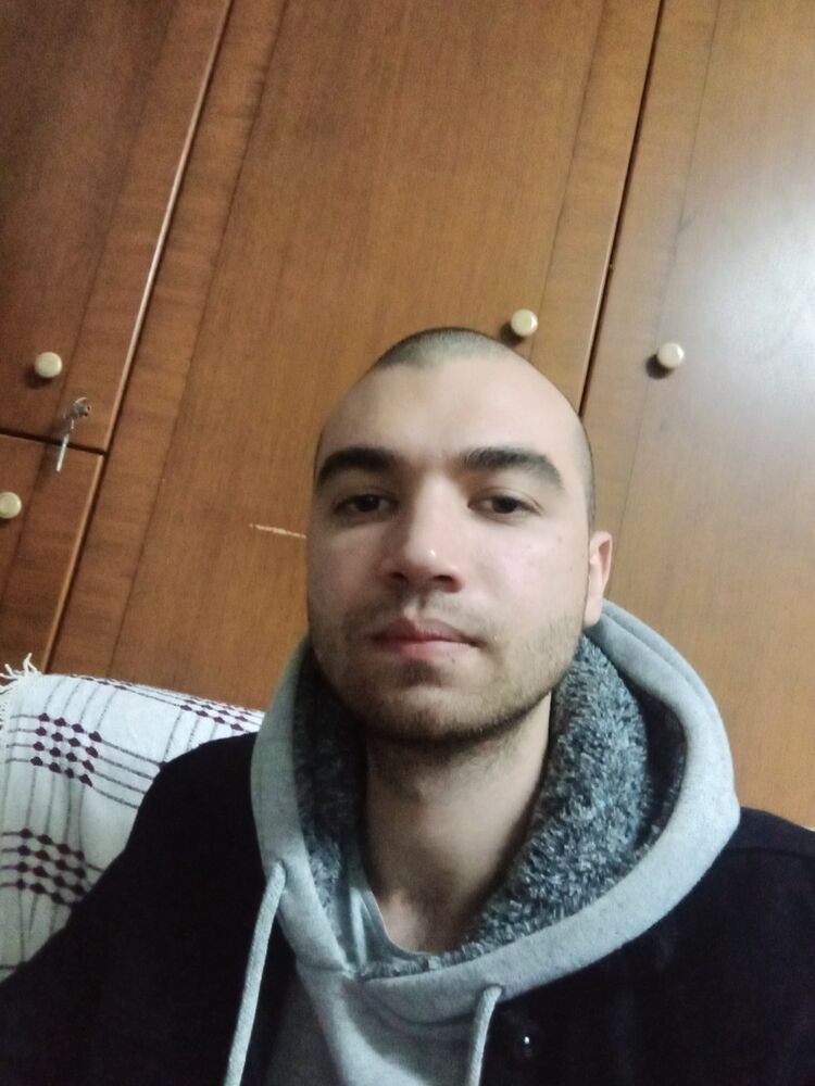  18947193  Ali, 28 ,    Alanya