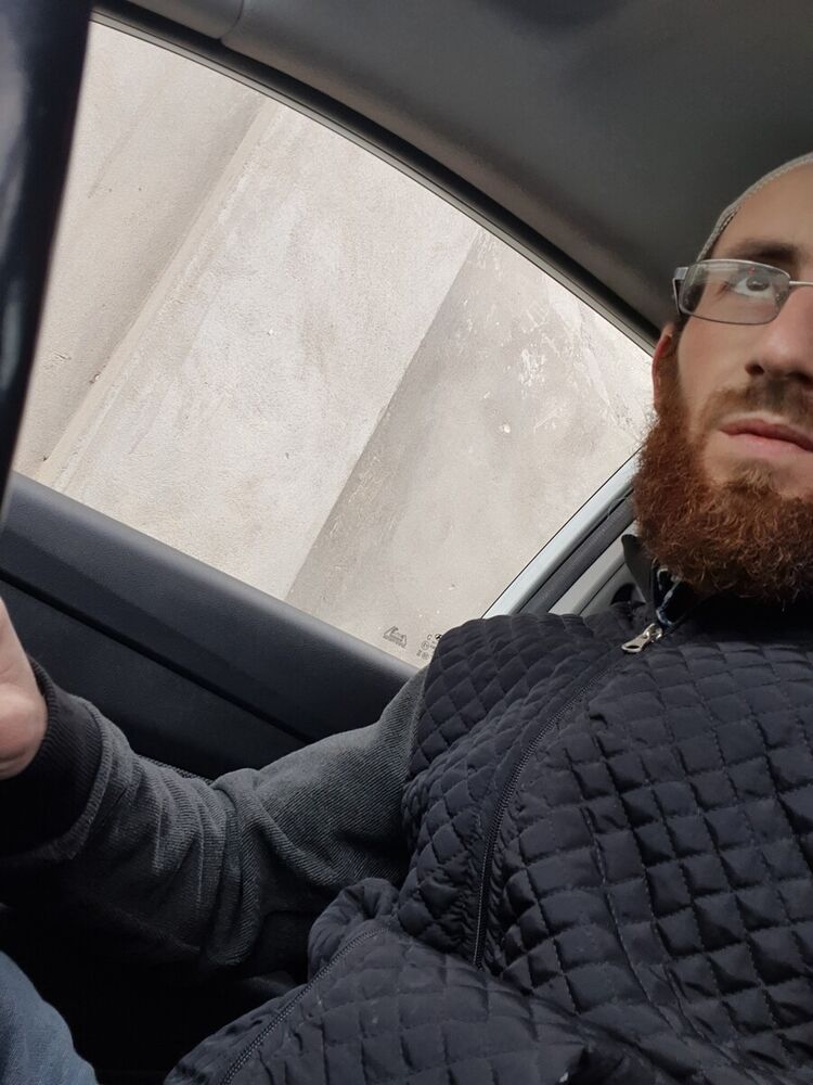  20063803  Frenki, 38 ,    