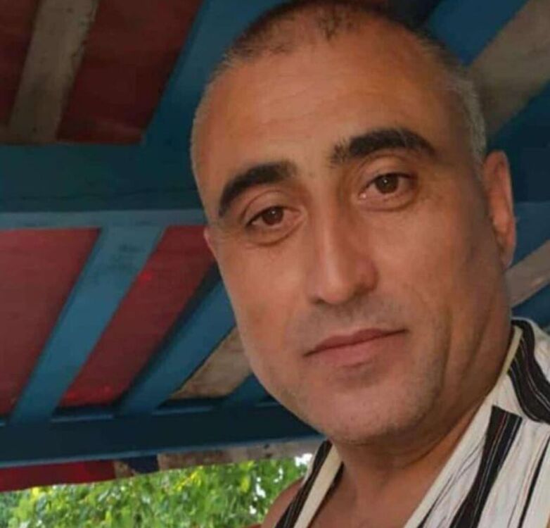  47643813  Azer, 55 ,    