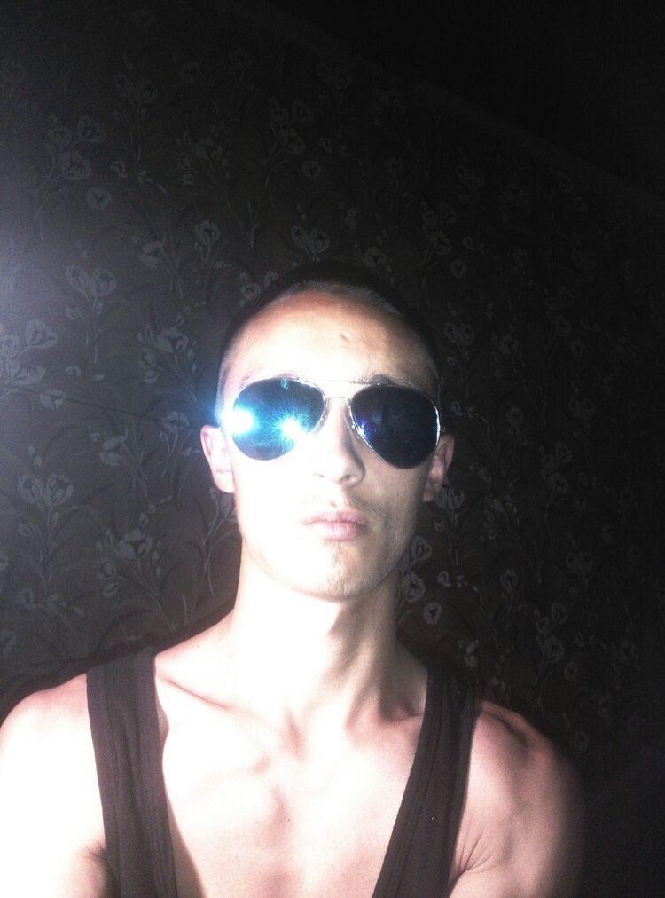  8894363  , 76 ,    